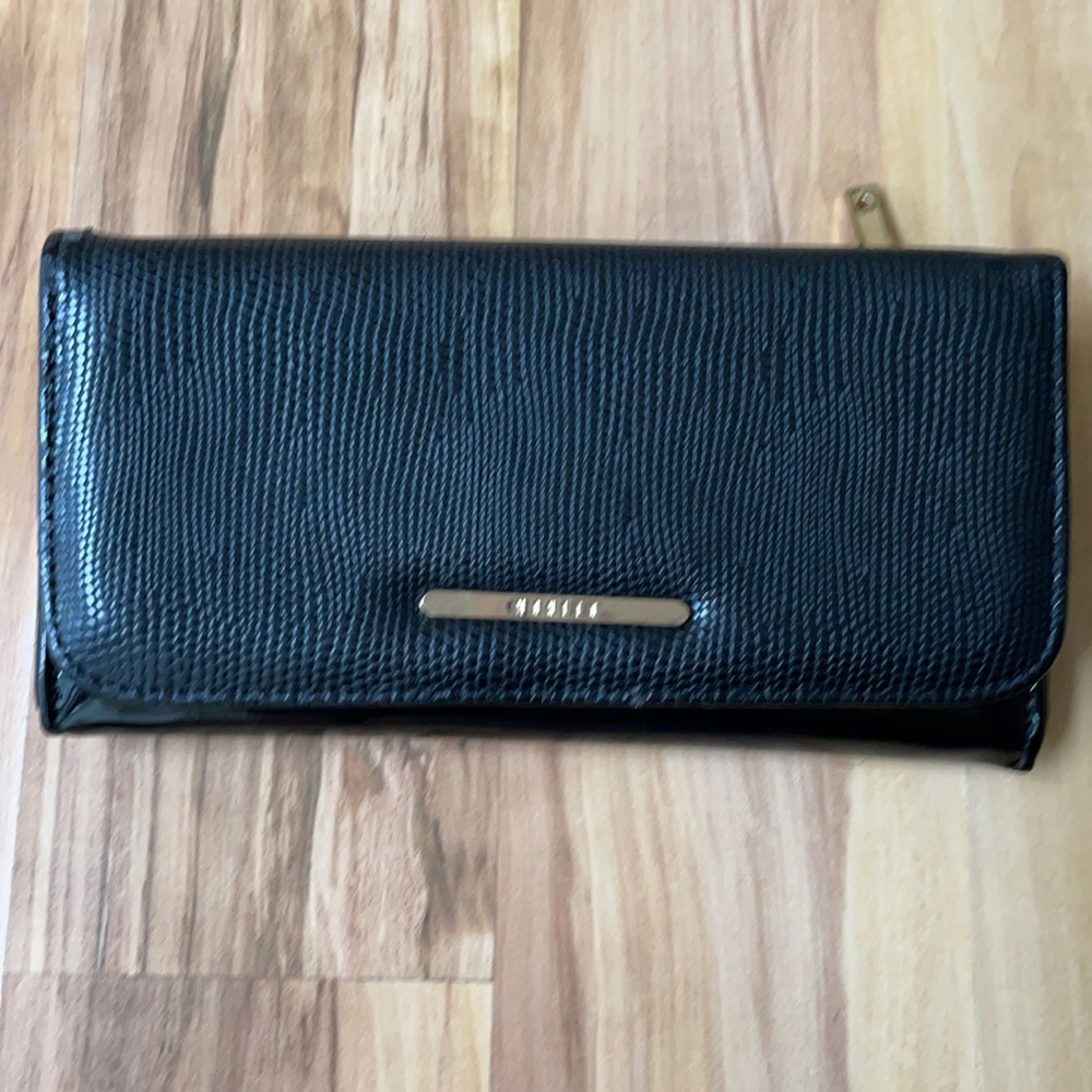 5 for $25 Mohito black patent leather textured wallet